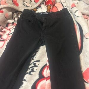 • Hollister skinny jeans